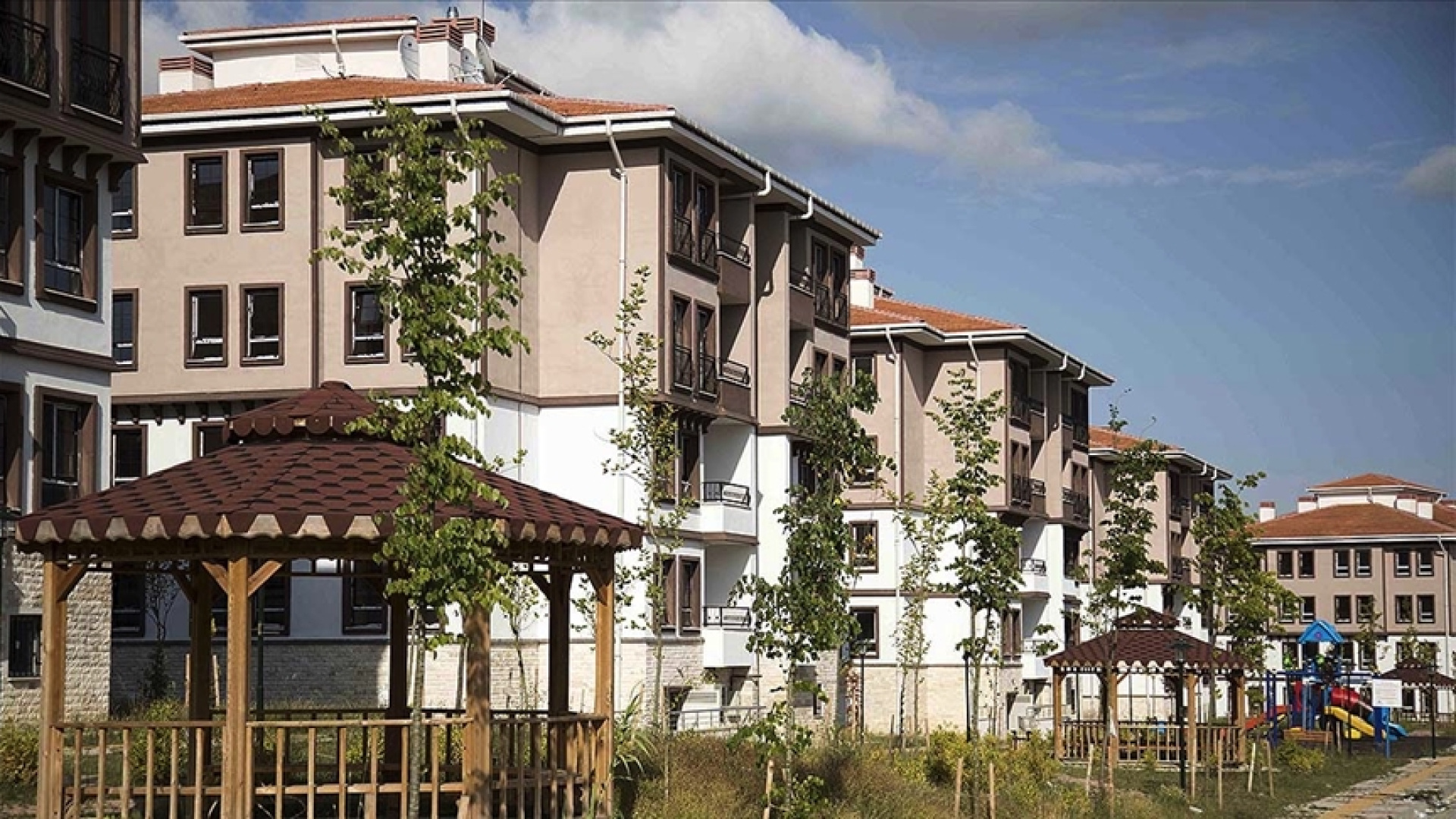 TOKİ Isparta Kura Sonuçları Açıklandı: 2889 Konutun Hak Sahipleri Belli Oldu