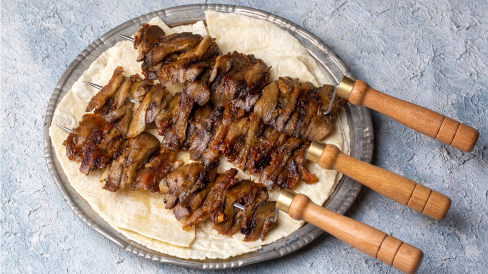 Evde cağ kebabı nasıl yapılır?