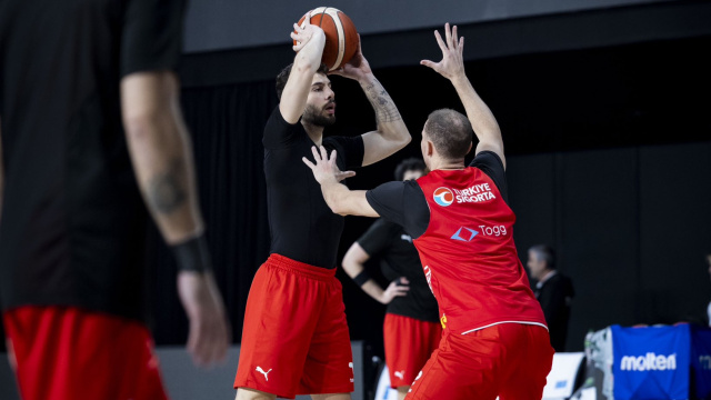 12 Dev Adam Sırbistan maçına hazır!