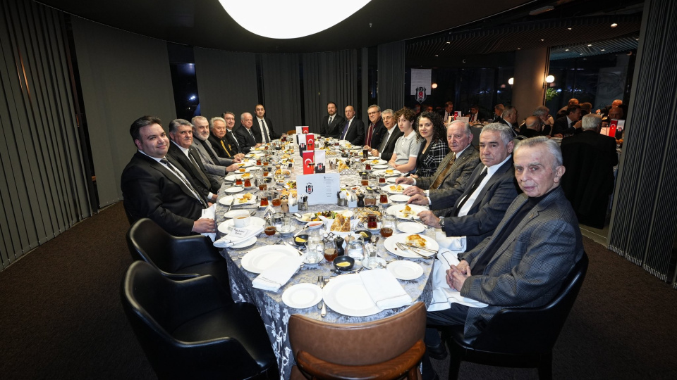 Beşiktaşlı yöneticiler iftarda buluştu!