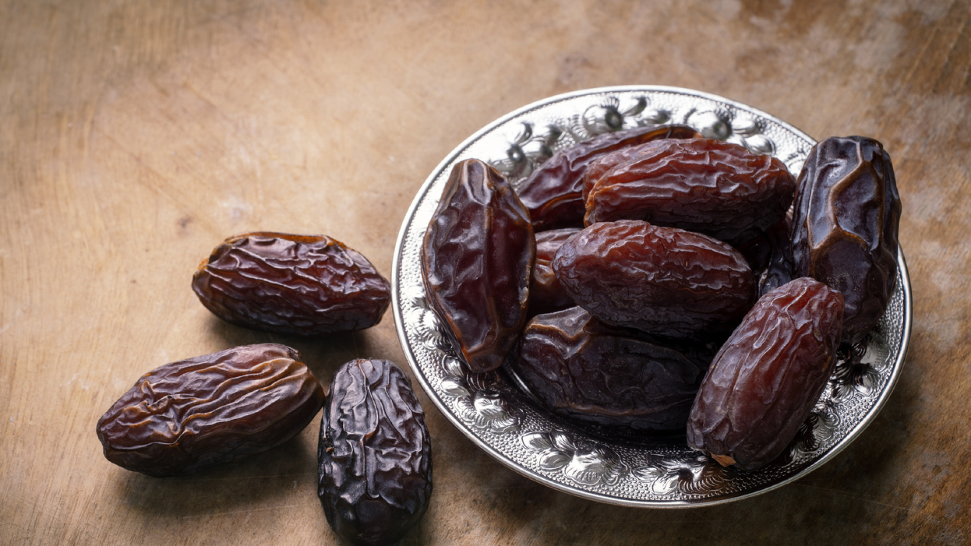 İftar sofrasının vazgeçilmezi hurma: Sağlığınızı nasıl etkiliyor?