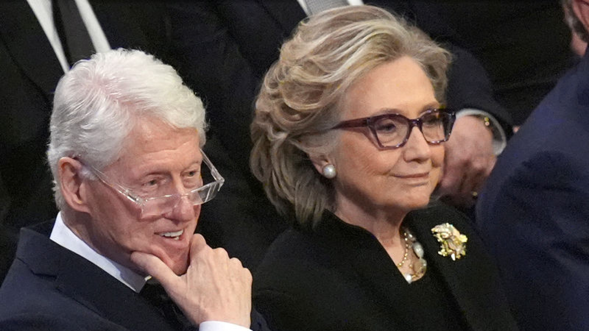 Clinton Çifti Epstein Soruşturmasında İfade Vermeye Hazırlanıyor