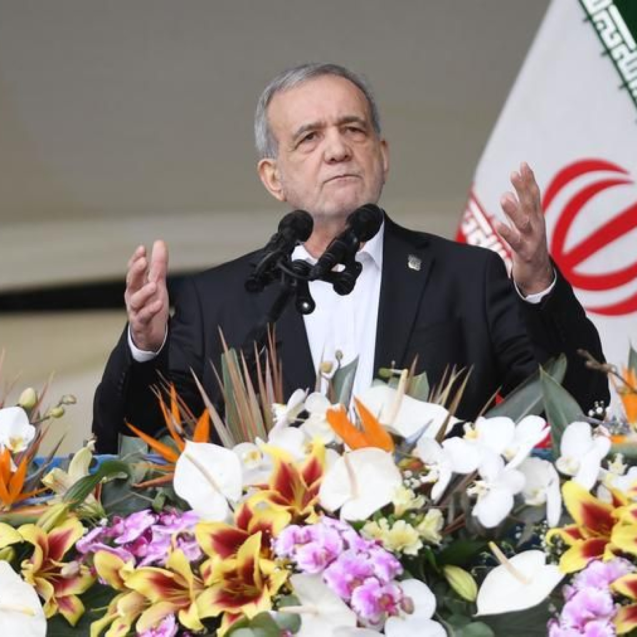 İran, nükleer silah yapmayacağı sözünü yineledi