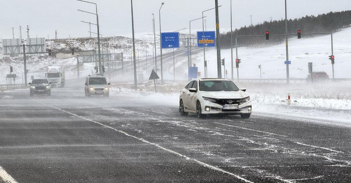 'Türkgözü-Posof-Damal Yolu Kapandığı Son Dakika Haberi'