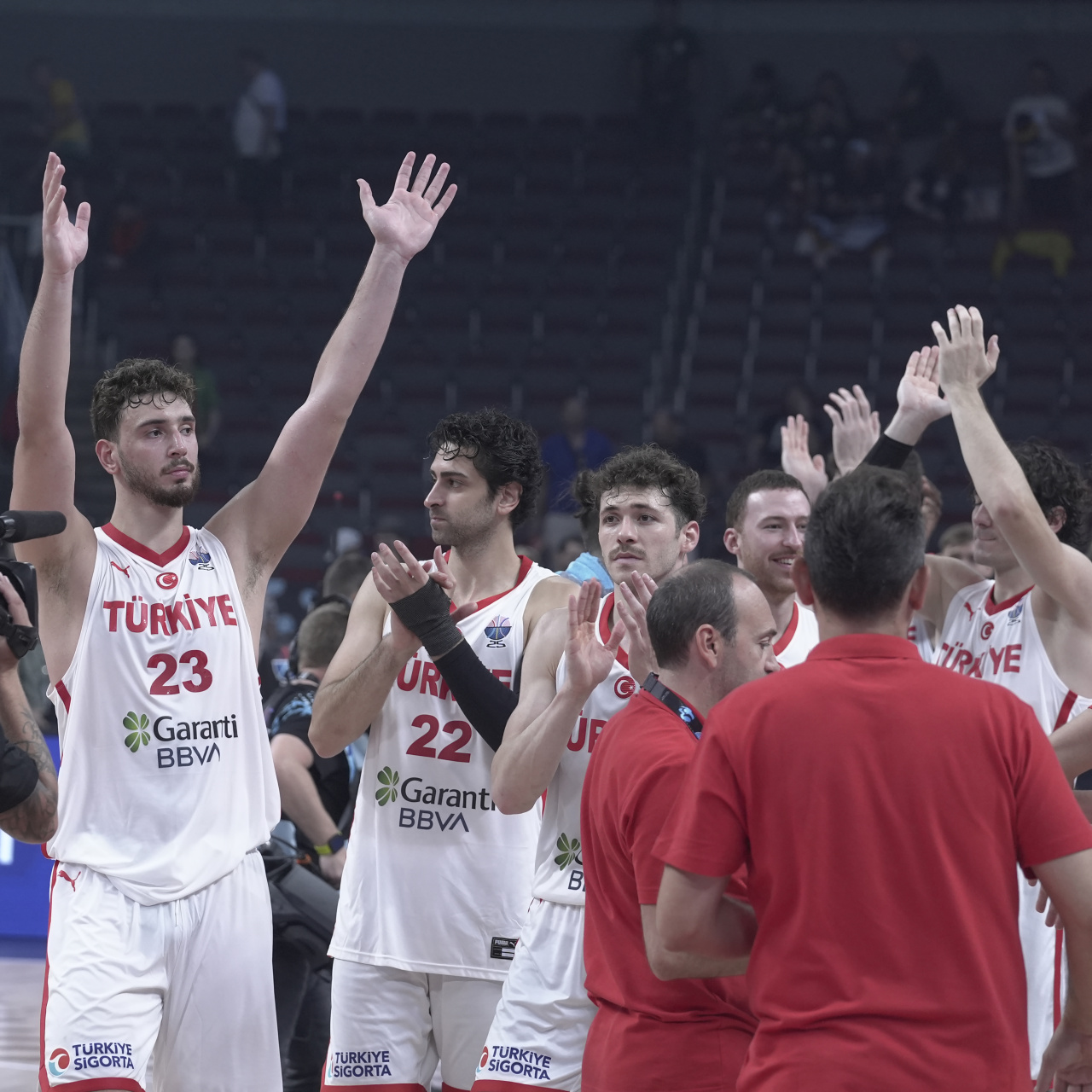 12 Dev Adam, Sırbistan'a konuk olacak!