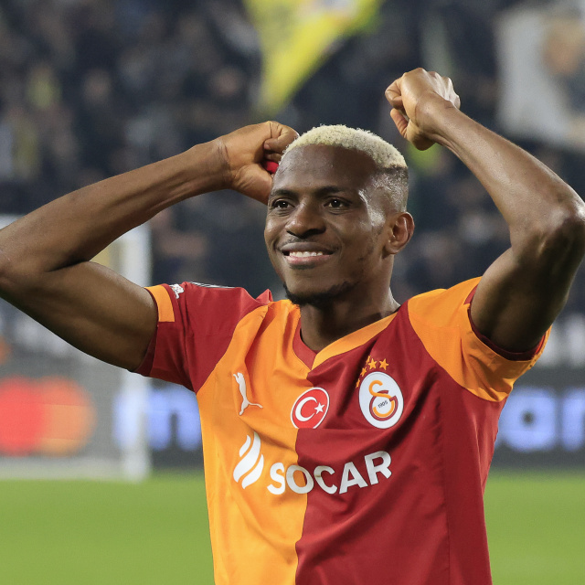 Osimhen, Şampiyonlar Ligi’nde parlıyor!