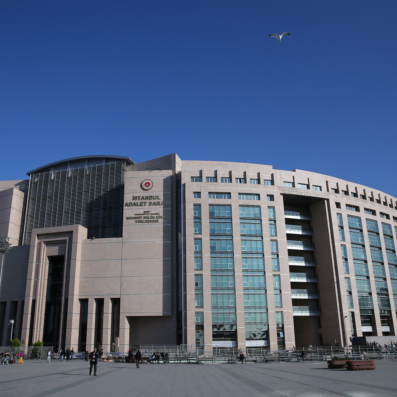 9 sözleşmeli er gözaltına alındı