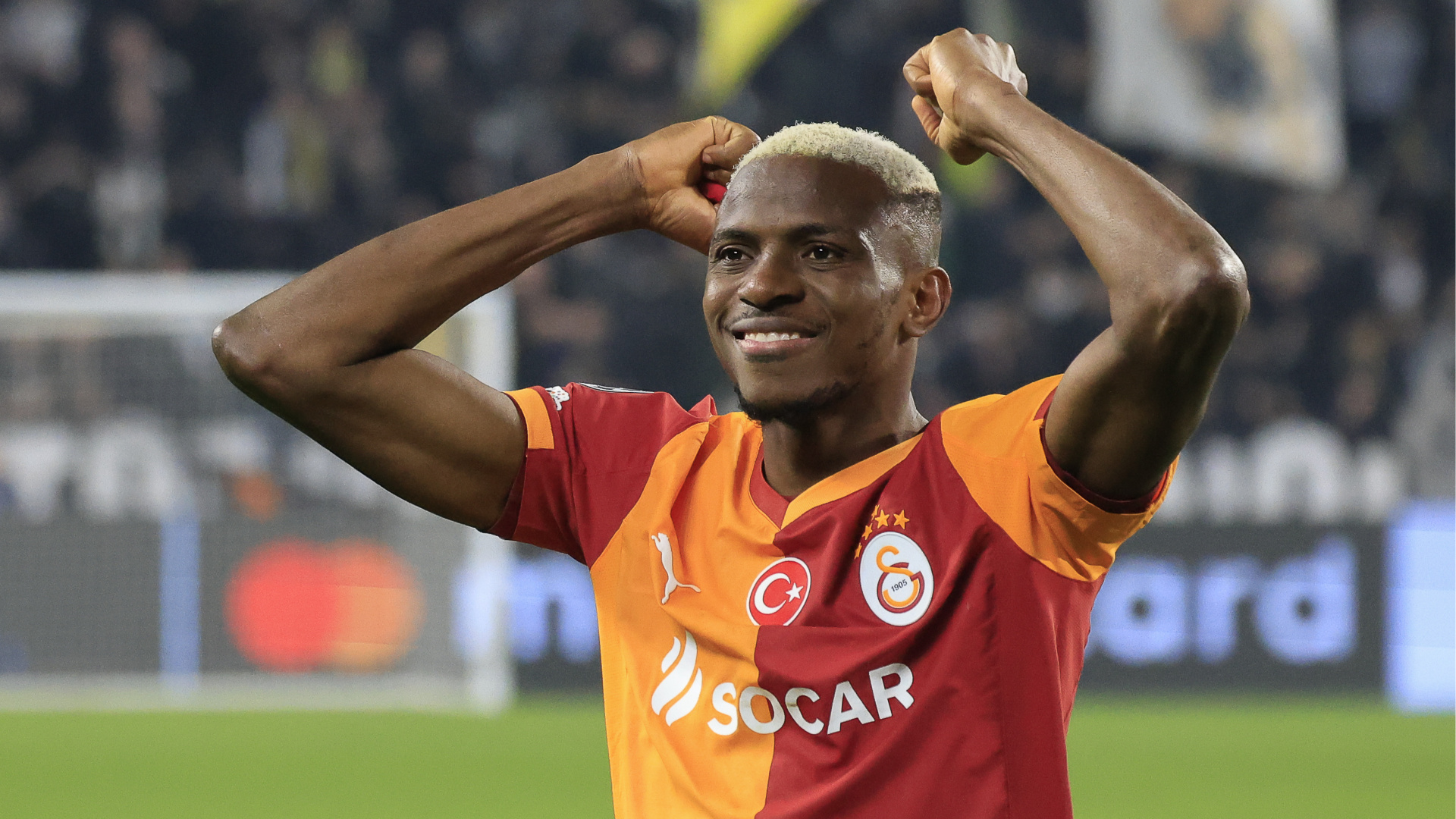 Galatasaray'ın Yıldızı Osimhen, Şampiyonlar Ligi'nde Parlamaya Devam Ediyor