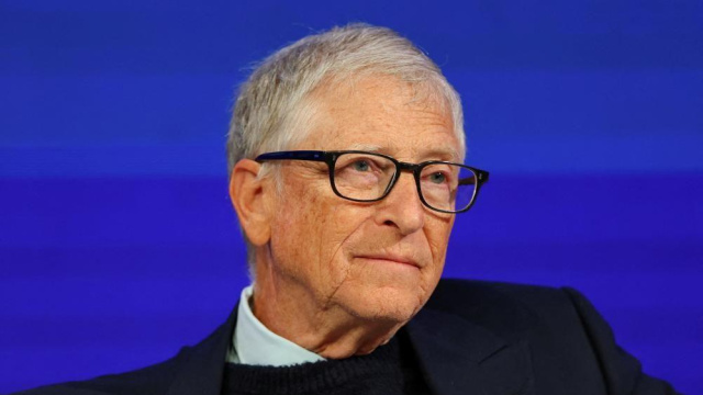 Bill Gates'ten çalışanlarına Epstein özrü