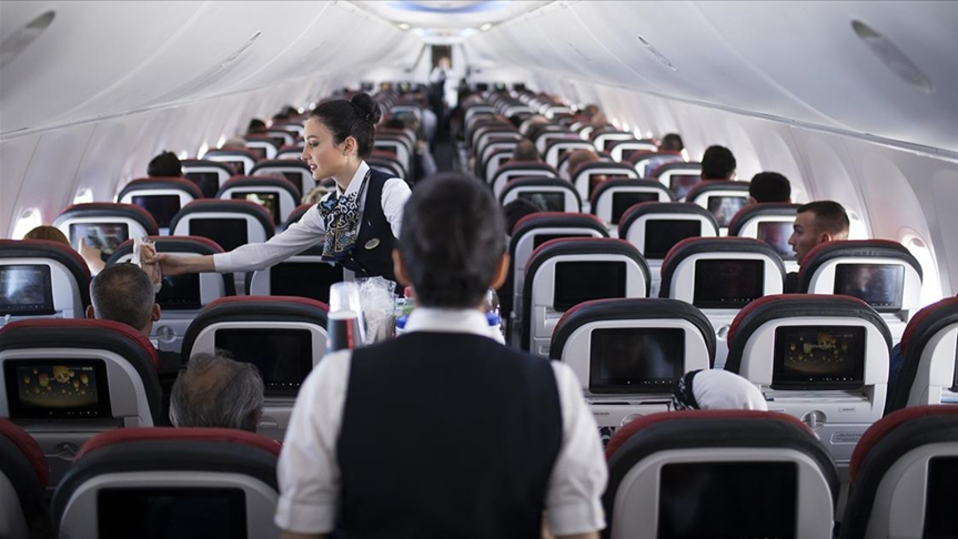 THY yolcuları uçuş ikramlarını yardım derneklerine bağışlayabilecek