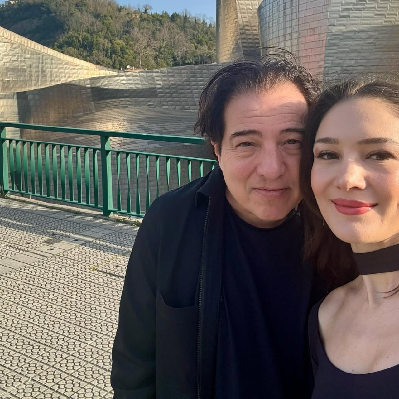 Aşıkların İspanya kaçamağı