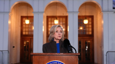 Clinton ifade verdi, Cumhuriyetçileri suçladı