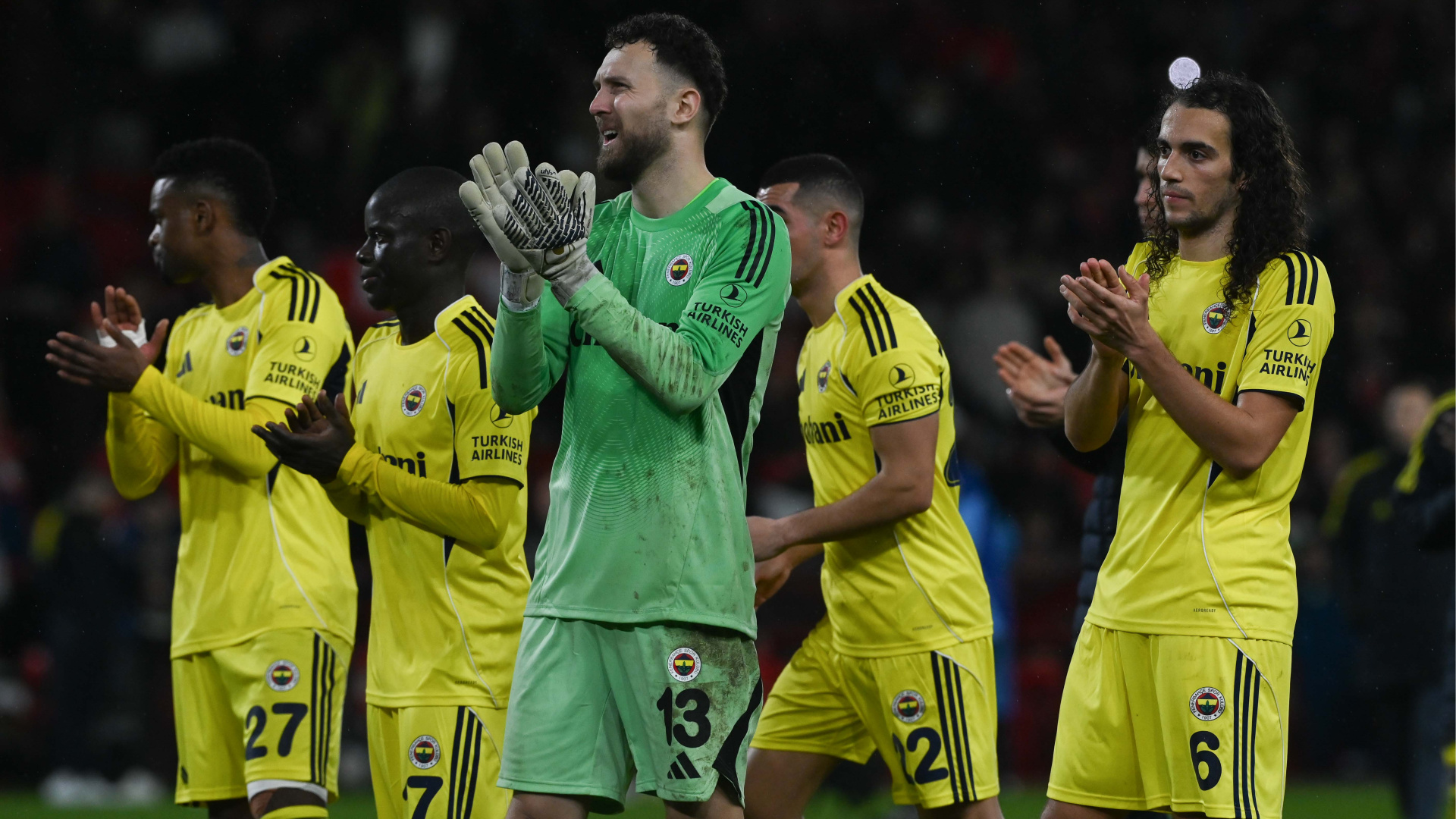 Spor yazarları Fenerbahçe'nin Nottingham Forest ma…