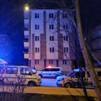 Anne ve babasını rehin aldı! Biber gazıyla yakalandı