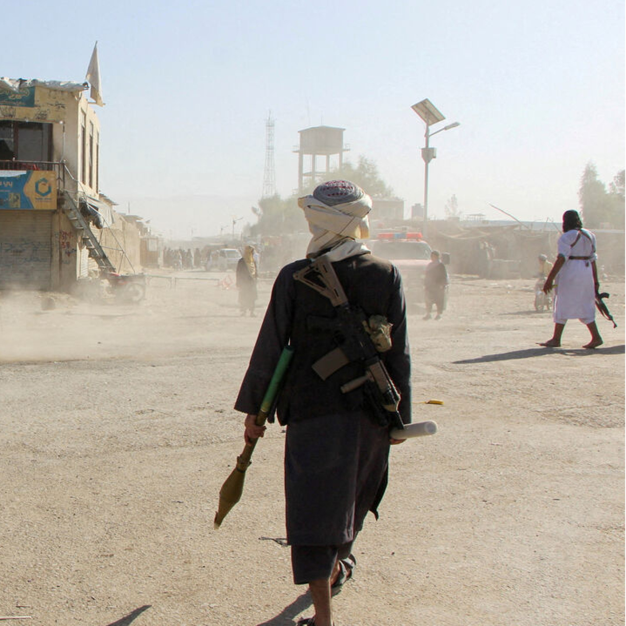 Pakistan ve Afganistan neden savaşıyor?