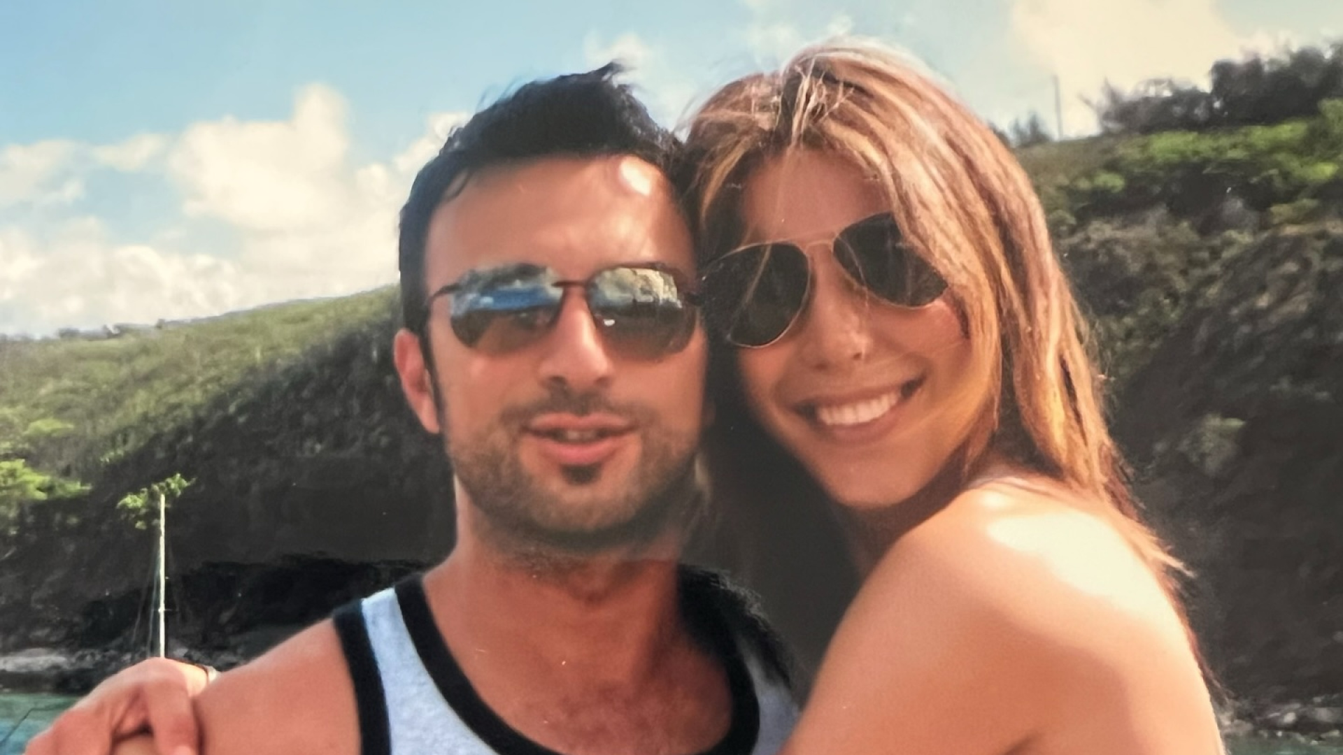 Jülyet Berlen Yıllar Sonra Tarkan'la Aşkını ve Ülkeyi Terk Etme Nedenini Açıkladı