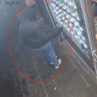 Montundan ateş açtı! O anlar kamerada!