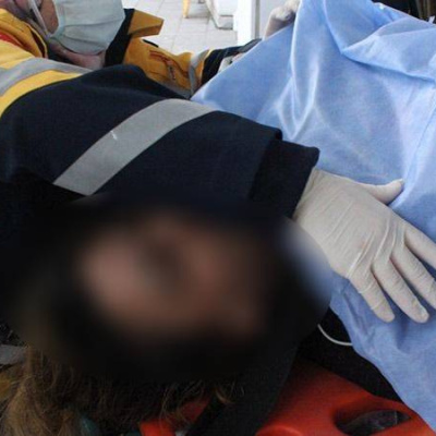 Tartıştığı eşini bacaklarından vurdu