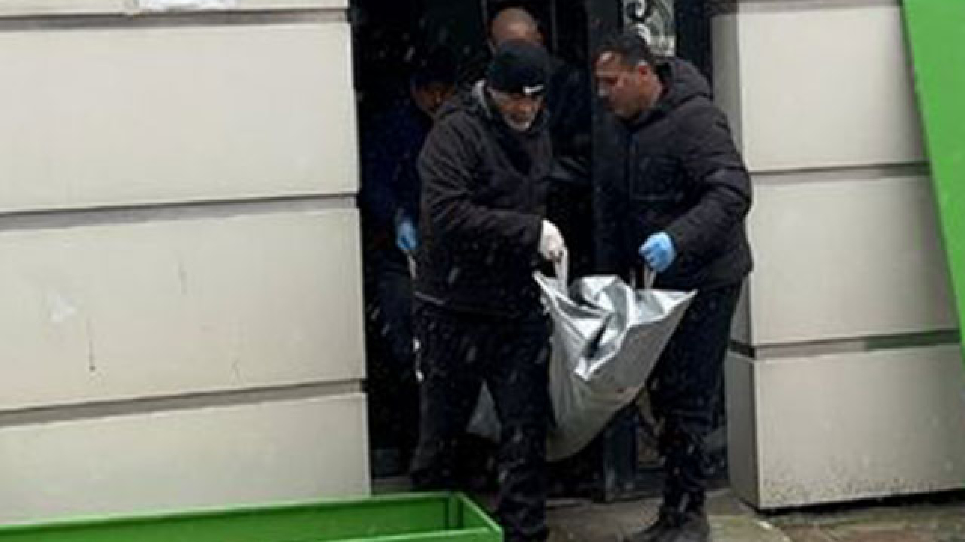 Eskişehir'de Korkunç Olay: Adam 7. Kattan Atladı, Polis Evde Eşinin Cesedini Buldu
