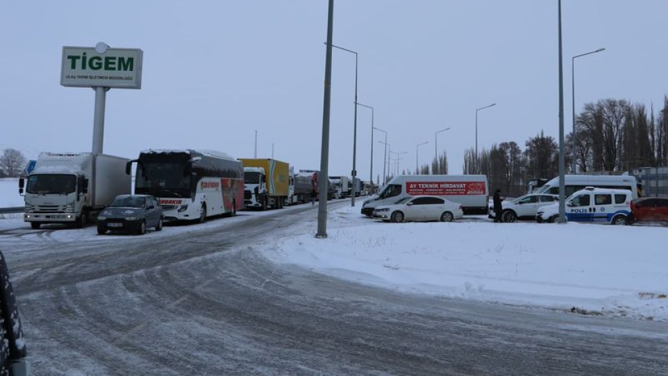 3 şehirler arası yolu tipi vurdu!