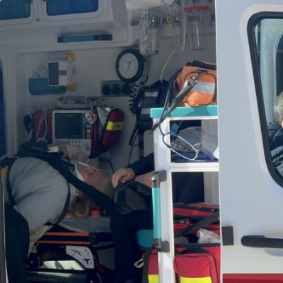 Yayaya çarpmamak için ani fren yaptı: 8 yaralı