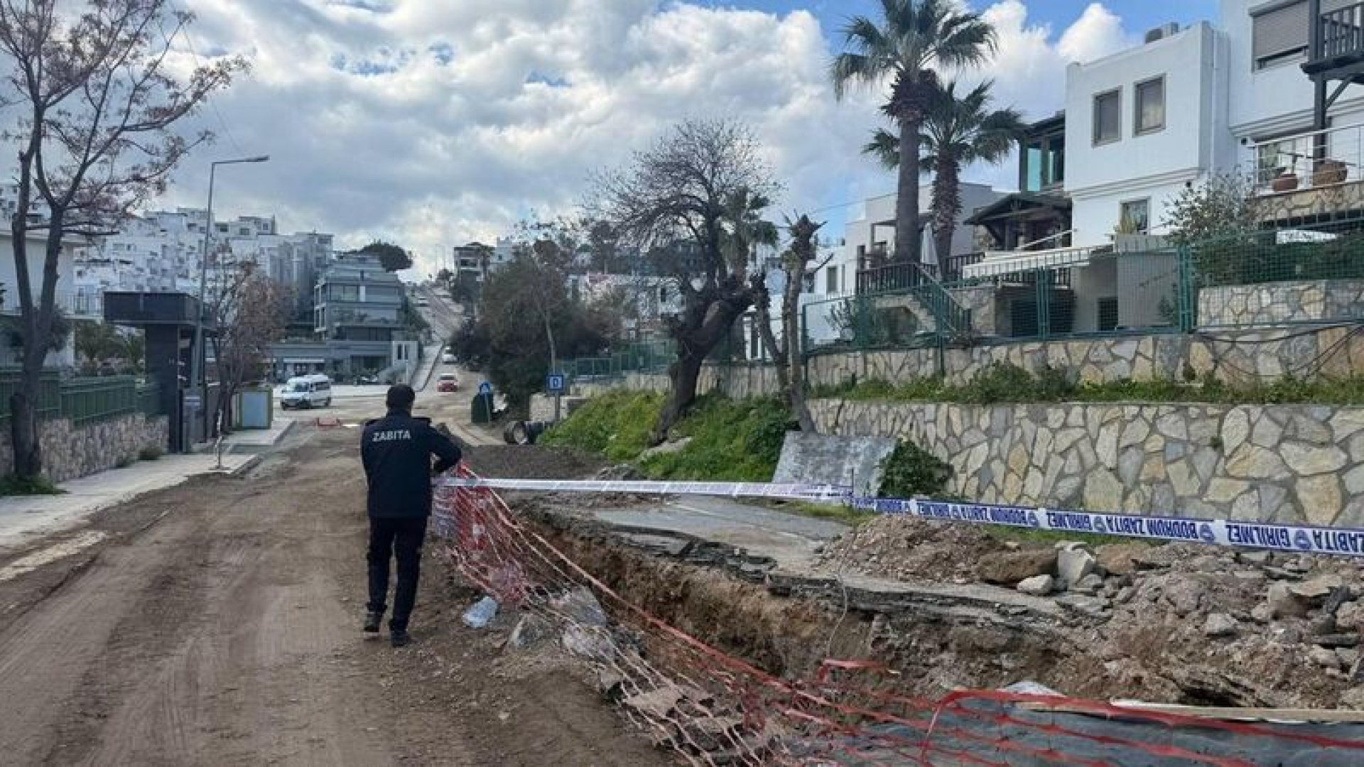 Bodrum'da altyapı çalışmasında lahit bulundu