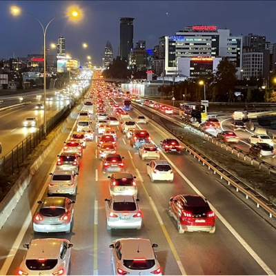 İstanbul'da trafik yoğunluğu yüzde 89'a çıktı