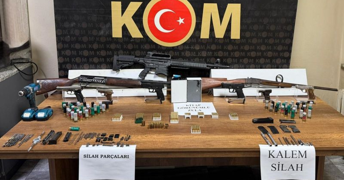 Atölyeye Çevrilen Evden Silahlar Ele Geçirildi