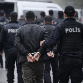 9 ilde ‘Sazan sarmalı’ operasyonu: 13 tutuklama