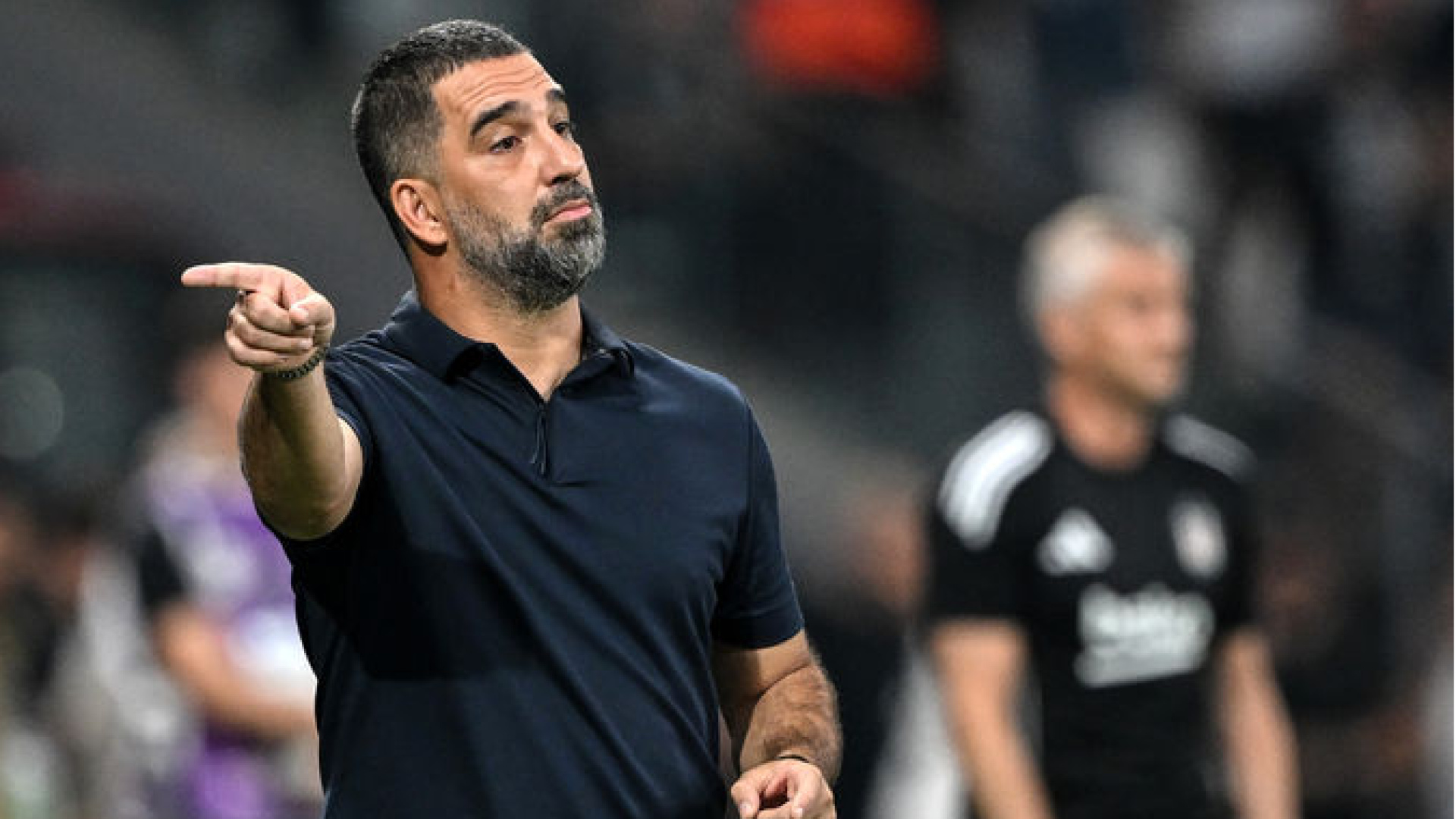 Arda Turan'dan UEFA'ya Türkiye Başvurusu: Shakhtar, Lech Poznan Maçını İzmir'de Oynamak İstiyor