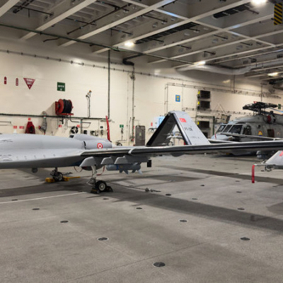 TCG Anadolu'da Türk Savunma Sanayii Fuarı