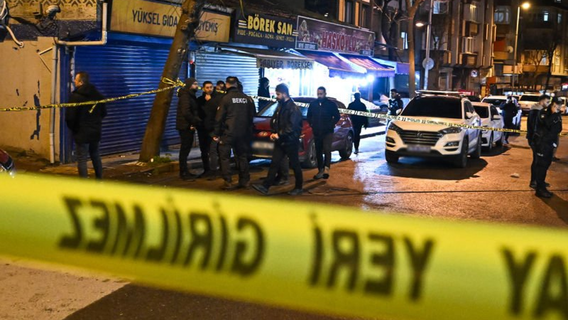 Bahçelievler'de uyuşturucu satan şüpheliler ateş açtı; 1 jandarma yaralandı