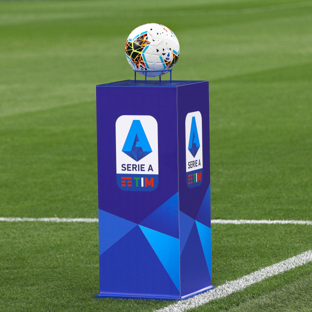 İtalyan futbolu, devlerin arasında tutunamıyor!