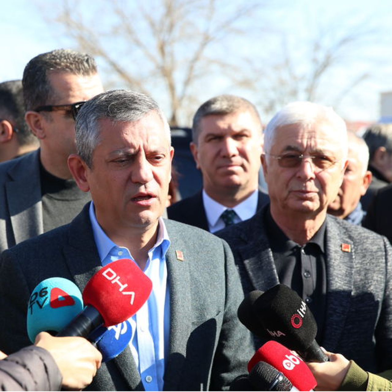 Özel, Böcek'i cezaevinde ziyaret etti