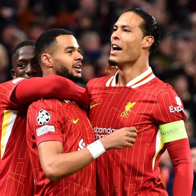 Liverpool'dan 5 gollü resital!