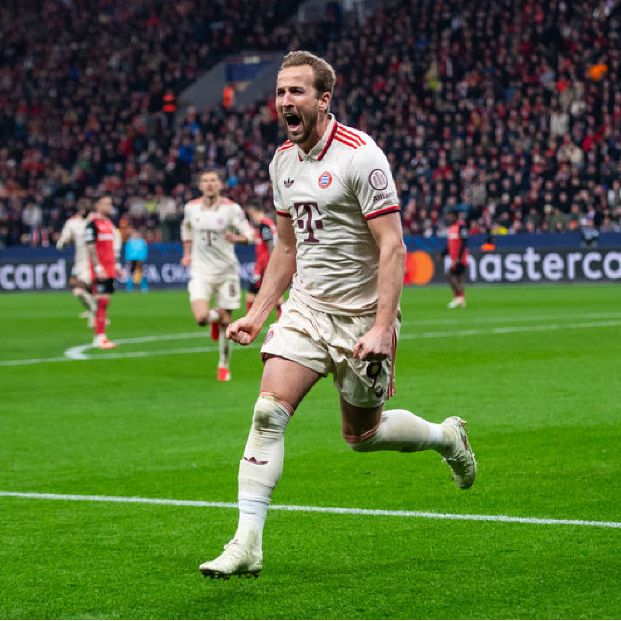 Dev maçta kazanan B. Münih!