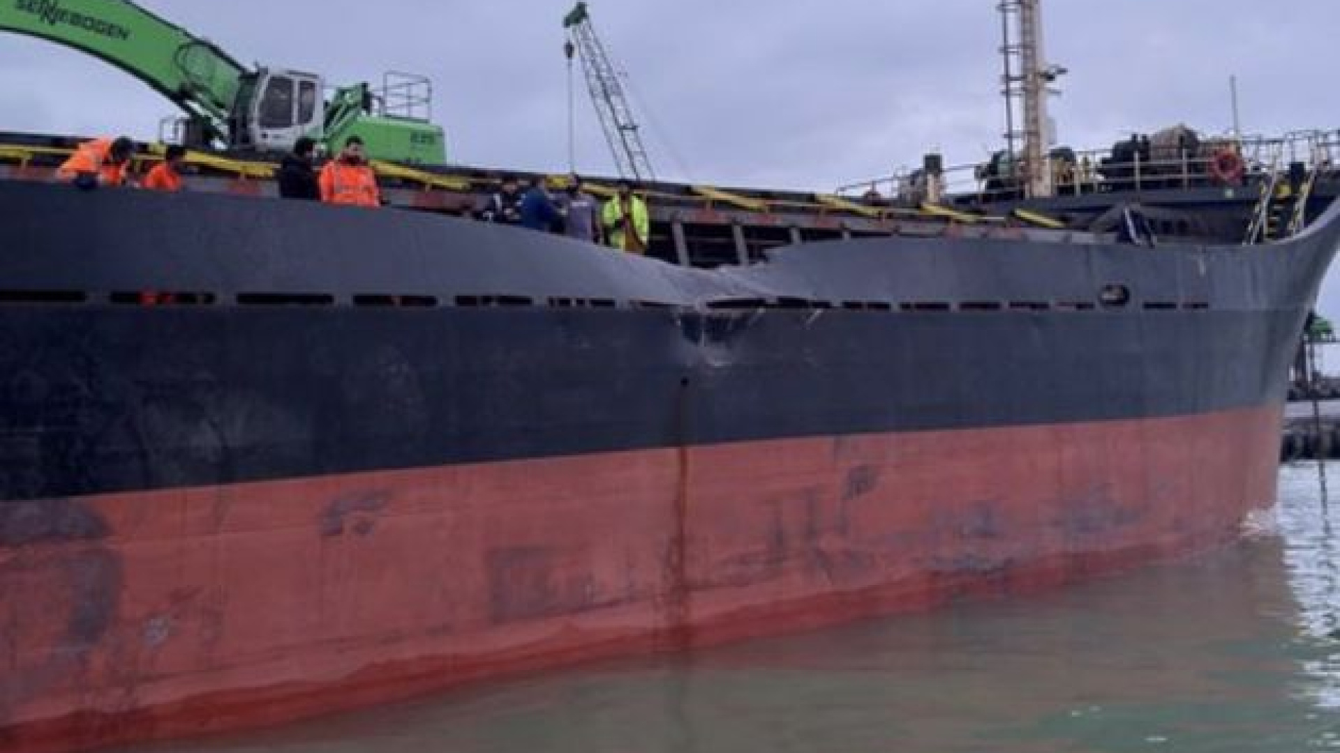 Bartın Limanı'nda 2 kuru yük gemisi çarpıştı