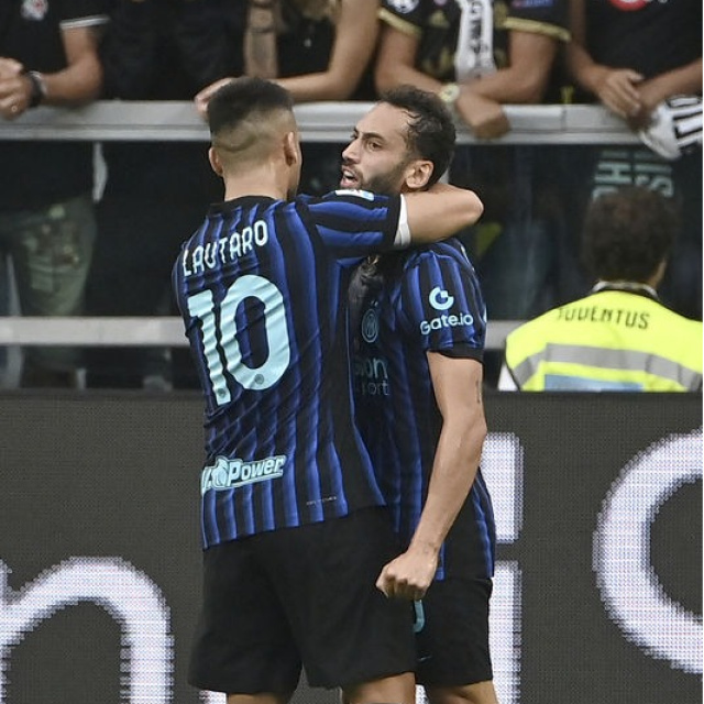 Hakan golle döndü, Inter doludizgin ilerliyor!