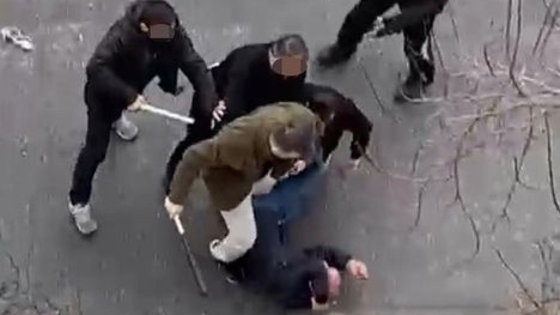 Son dakika: İstanbul'daki sopalı yol verme kavgası…