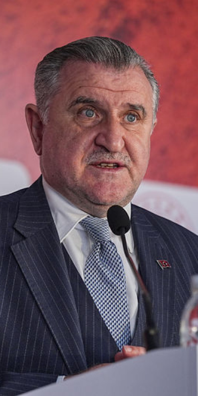 Bakan Bak: Katar’da olmak istiyoruz!