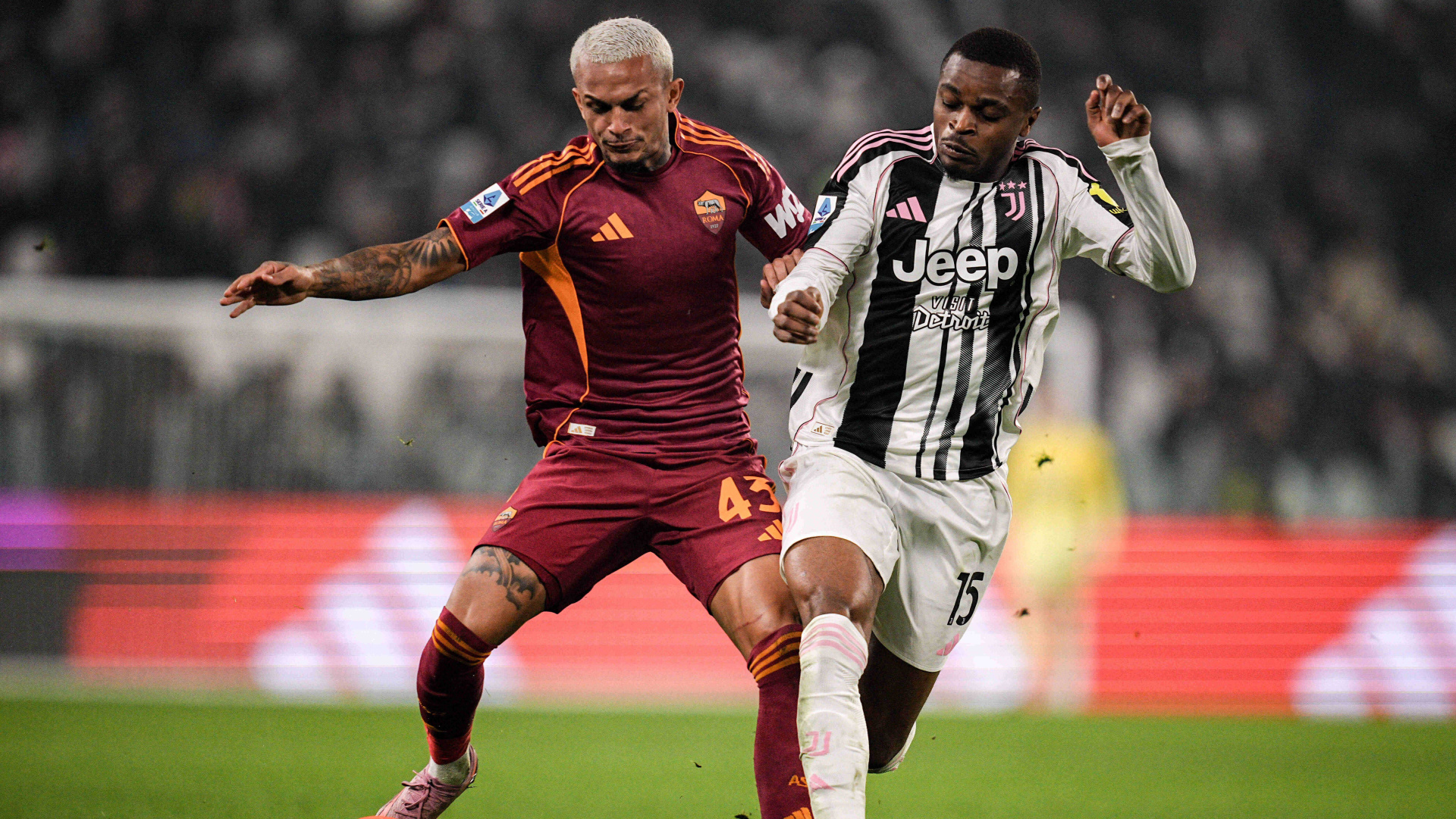 6 gollü maçta kazanan yok: Juventus deplasmanda Roma ile berabere kaldı! - Futbol Haberleri