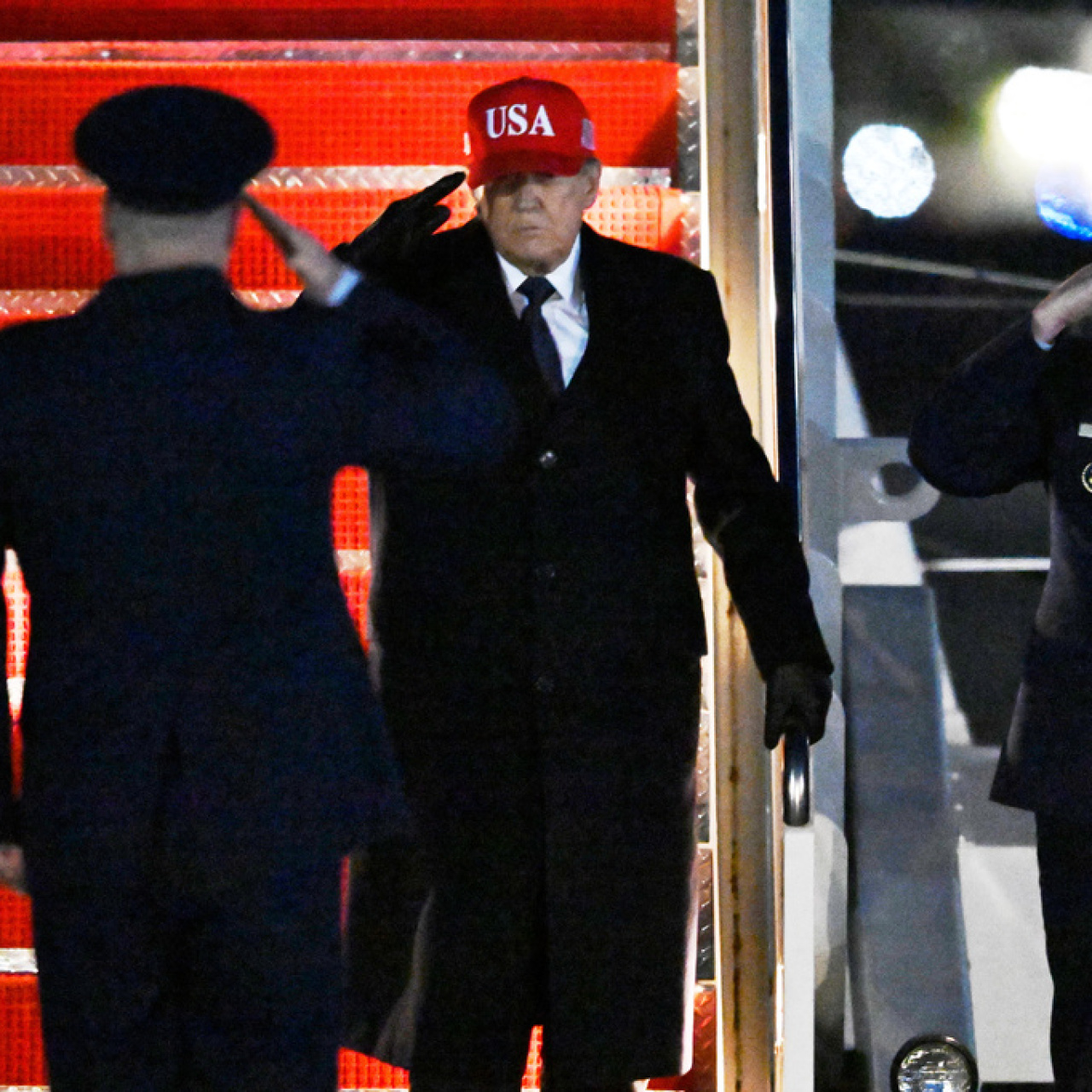 Trump: İran'a saldırılar 4 hafta sürebilir