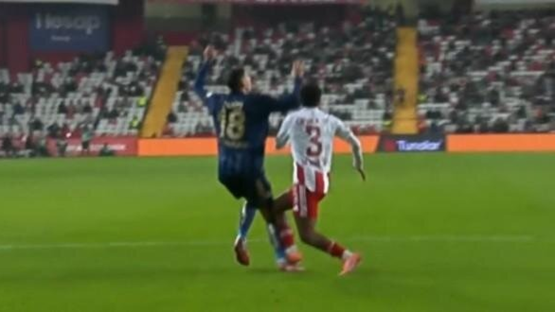 Eski hakemler Antalyaspor - Fenerbahçe maçını yorumladı: Penaltı verilmeli miydi? - Fenerbahçe Haberleri