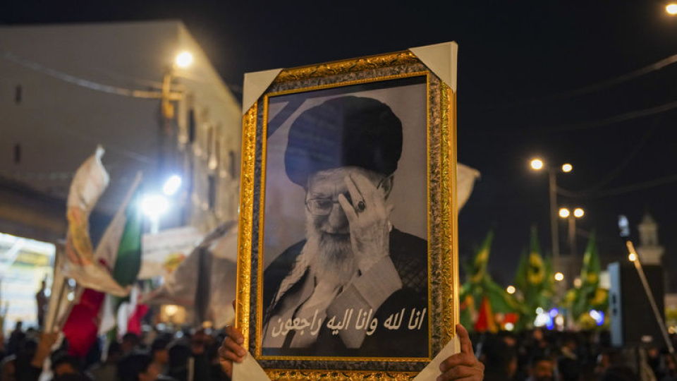 İran'ı kim yönetecek?