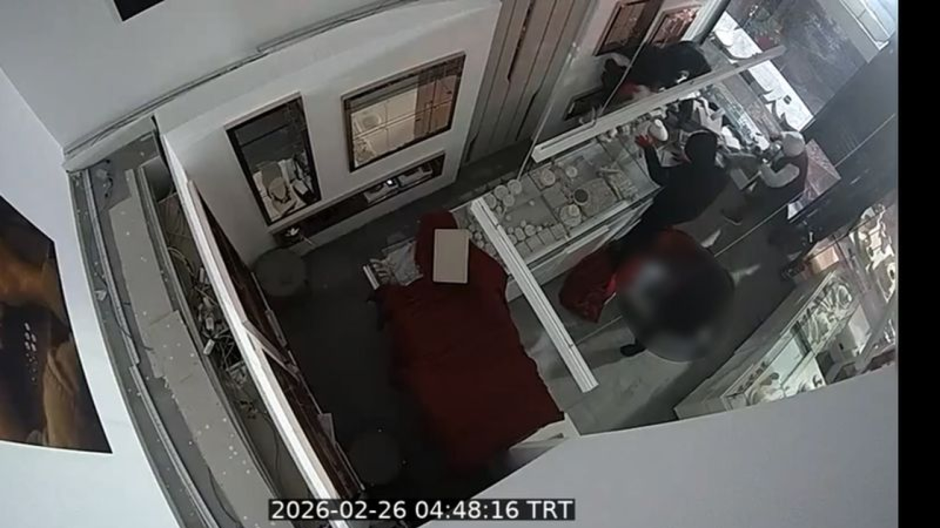 İstanbul'da Kuyumcu Soygunu: 2 Dakikada 18 Milyon Liralık Vurgun
