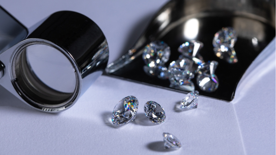 İnci ve elmastan ÖTV alınacak