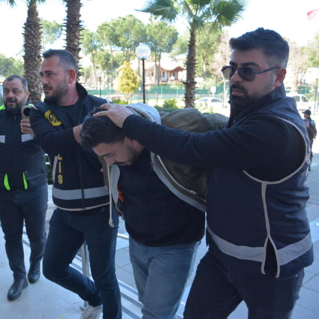 Kız arkadaşını bıçakla öldüren kişi tutuklandı
