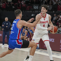 12 Dev Adam namağlup üst turda!