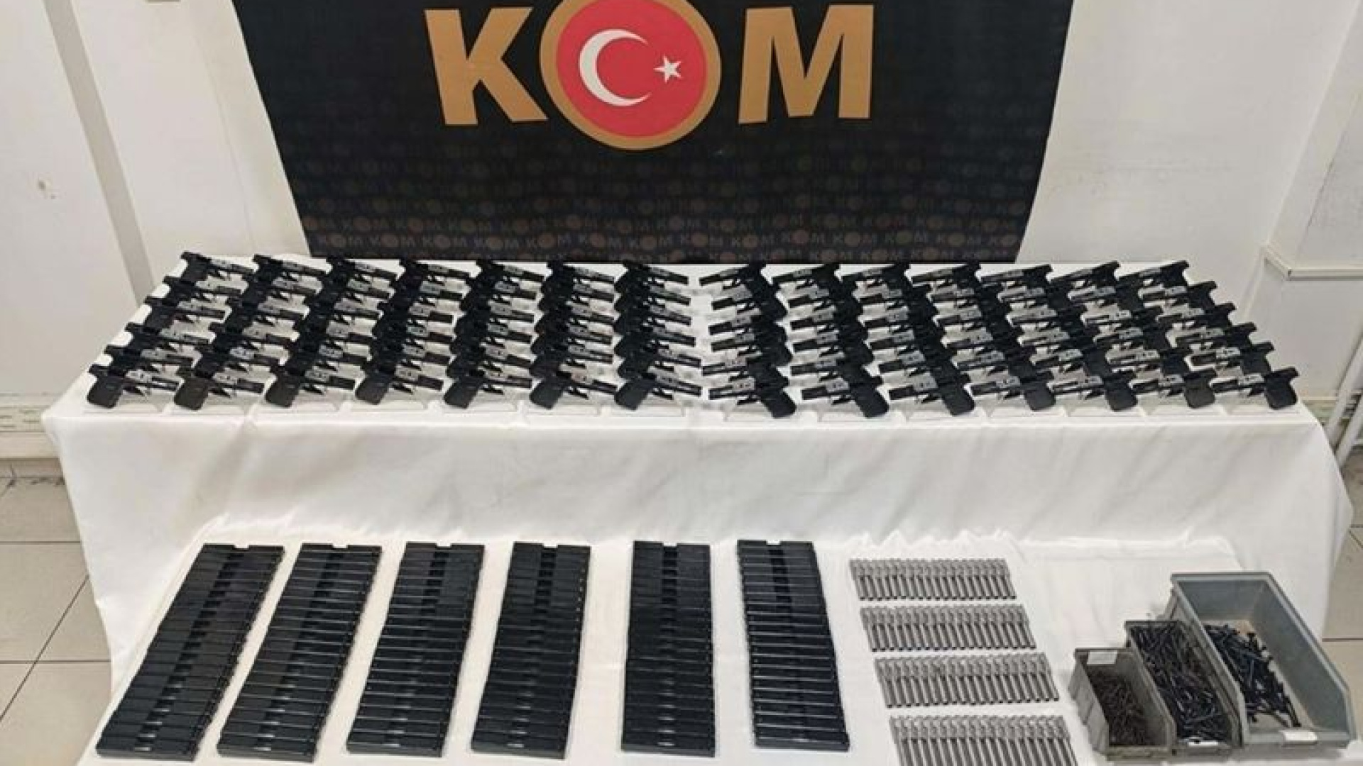 İzmir merkezli 3 ilde suç örgütüne operasyon: 7 tutuklama