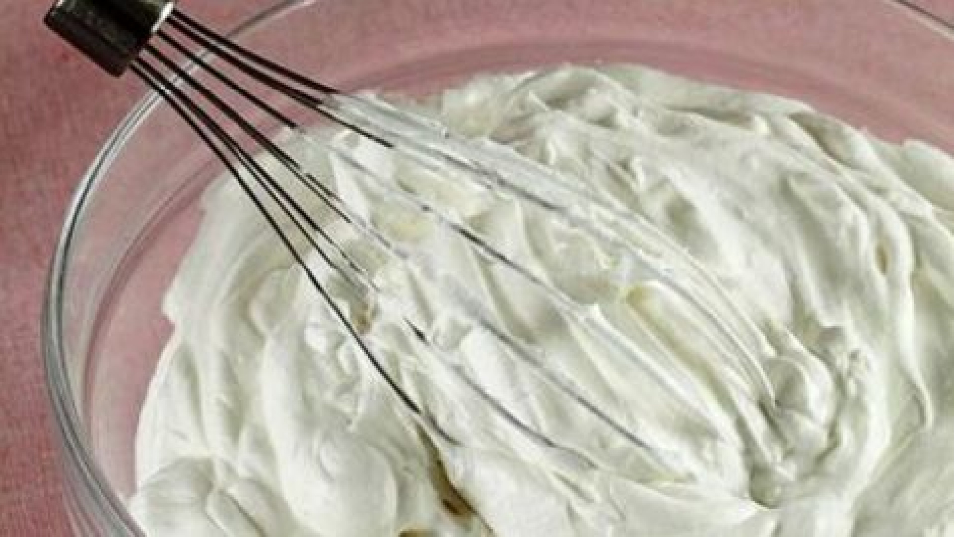 Evde Doğal Çiğ Krema Nasıl Yapılır? Kolay Tarif ve Püf Noktaları